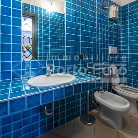 23 Baia Faro - Trilocale Mansardato Con Ampia Terrazza Vista Mare *