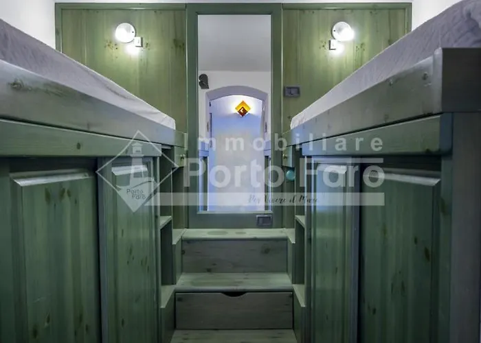 23 Baia Faro - Trilocale Mansardato Con Ampia Terrazza Vista Mare