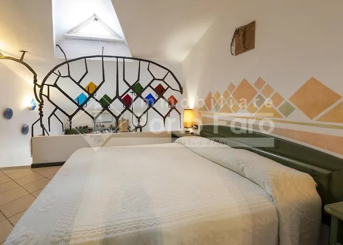 23 Baia Faro - Trilocale Mansardato Con Ampia Terrazza Vista Mare *